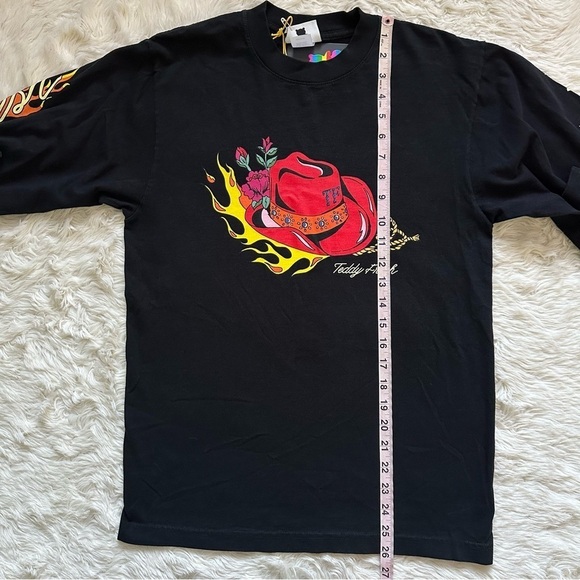 Teddy Fresh Long Sleeve Tee Giddy Up Cowboy Hat Flames Crewneck Black S NWT New - Picture 10 of 11
